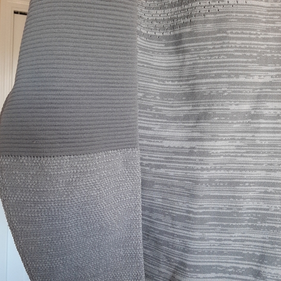 OAKLEY- 100% Authentic Top Tee Jersey for men - Size: S - Picture 7 of 11